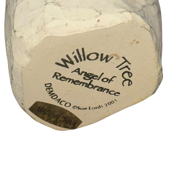 Willow Tree Figurine  Angel of Remembrance Good Condition Gift - Picture 3 of 7